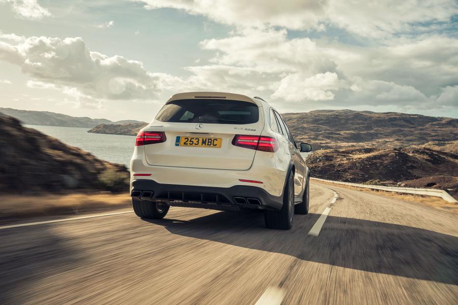  Mercedes-AMG GLC63 S 4Matic+ (X253) 2017 года  (UK) (фото 3 из 40)